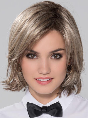 Queen Comfort | Hair Power